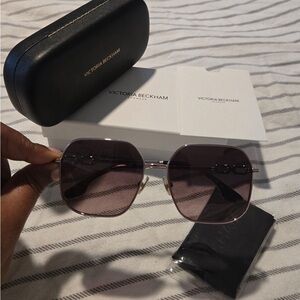 VICTORIA BECKHAM VB232S  Sunglasses Size-58:16:140 Pink Metal Adjustable Nosepad